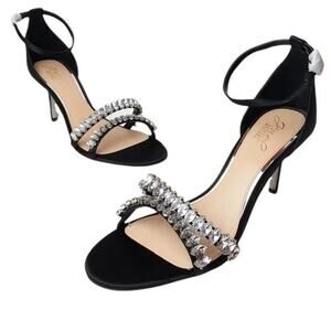 NWOB Jewel Badgley Mischka MELANIA Sz 6.5 Strappy Sandals Pumps Shoes